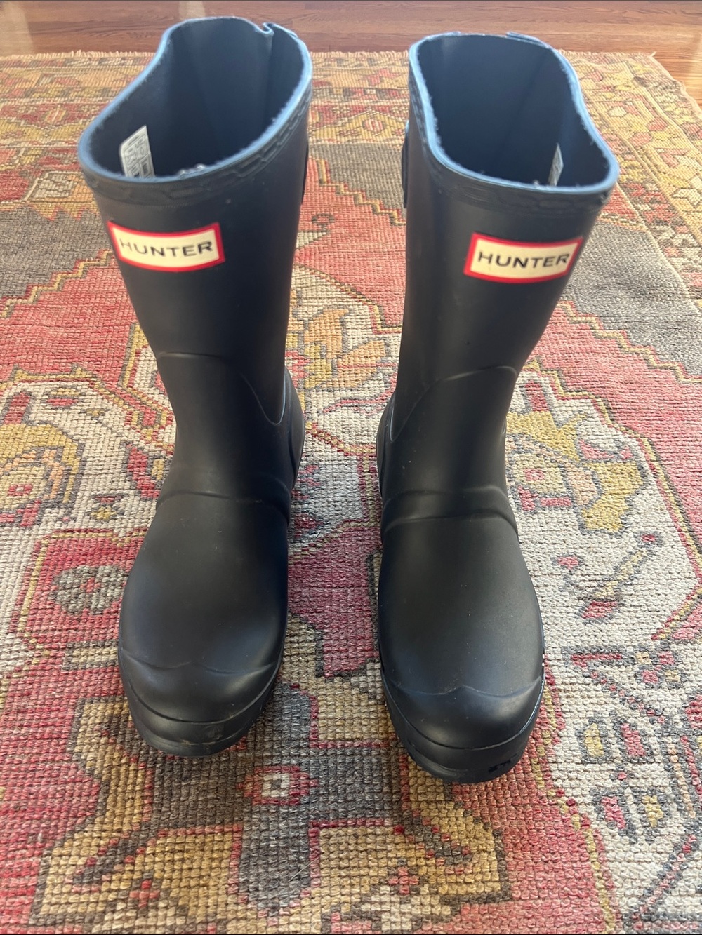 Hunter Navy Women’s rain boots, size 7